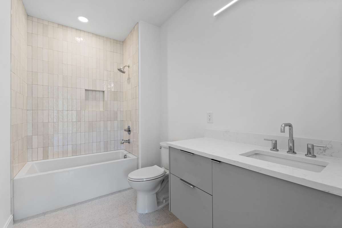 Bedroom 5 en suite