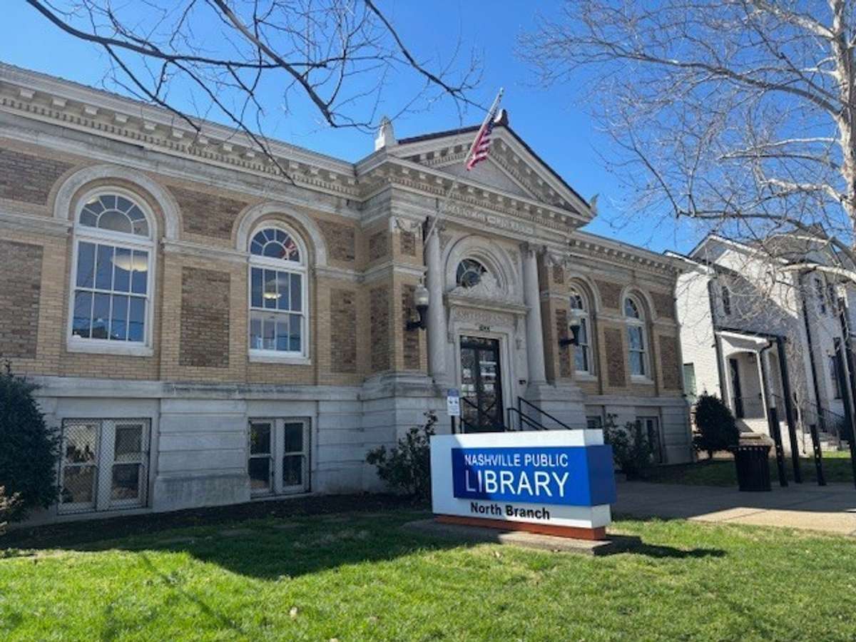 One of our beaux arts landmarks on Monroe St. is this Carnegie pulic library.  And we have a renovated Kroger on Monroe St. with a Starbucks, Grey's cheese shop and other upgrades.