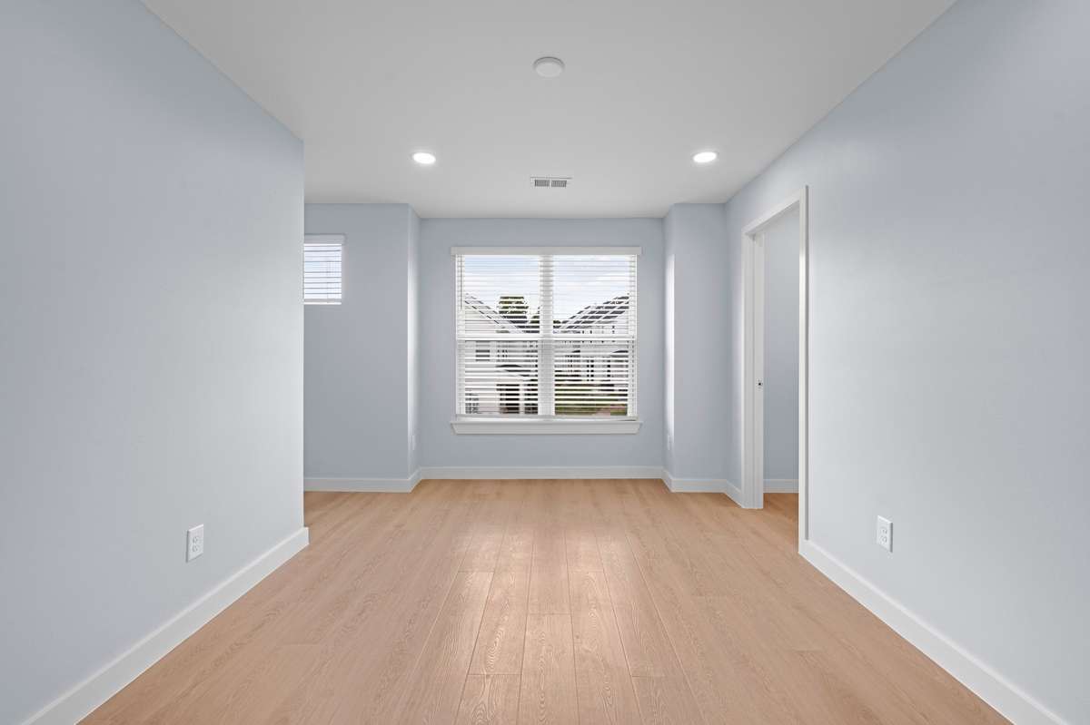 Model home, some features and layout may differ.