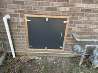 Entry to Crawl Space well maintained