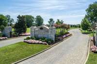 Fairvue Plantation is connected to The Retreat, although is a separate neighborhood.