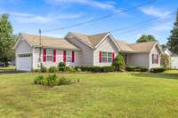 Welcome to 1701 Jamie Dr. Columbia, Tennessee!