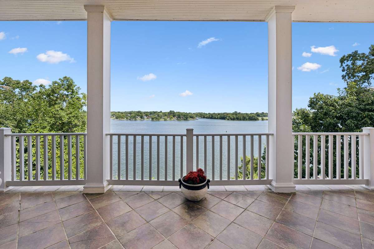 Expansive, serene waters Old Hickory Lake spans about 22,500 acres and stretches 97.3 river miles along the Cumberland River. Old Hickory Lake is an all-sports lake- you'll often see boats jet skis, sailboats, and other watercraft enjoying the water.