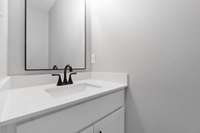 Example photos, colors and materials may vary.