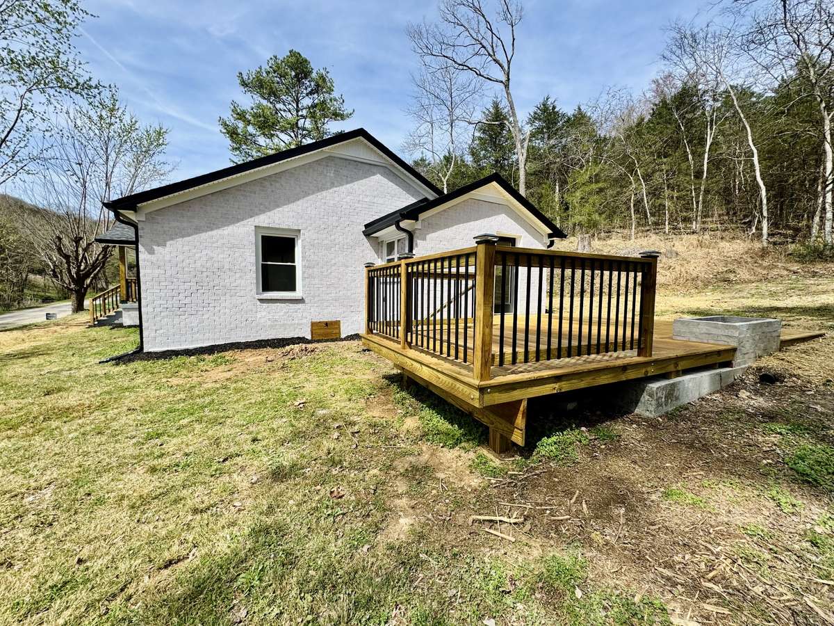 Deck/Side of House
