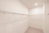 2 closets in the primary suite