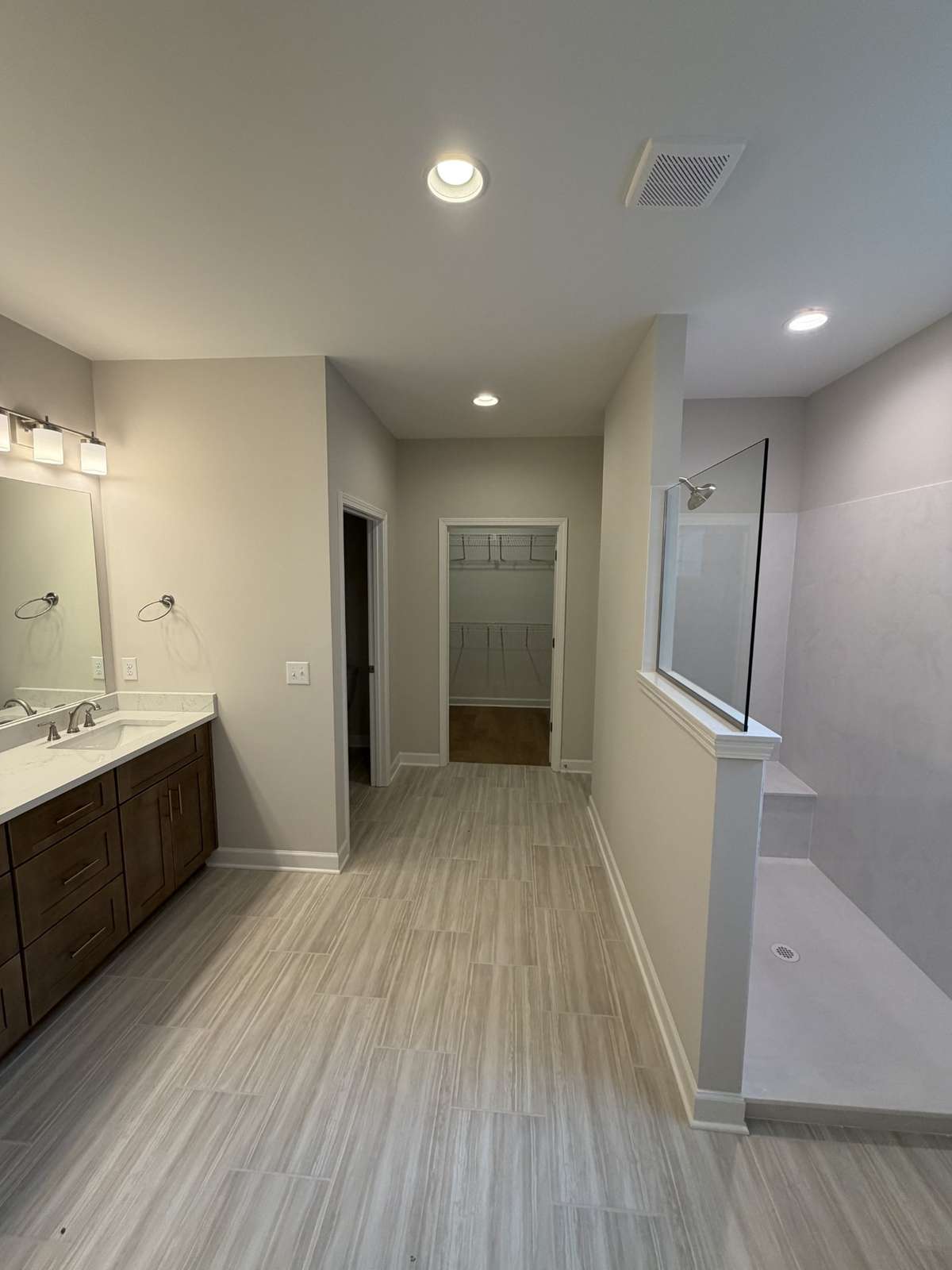 Primary bath