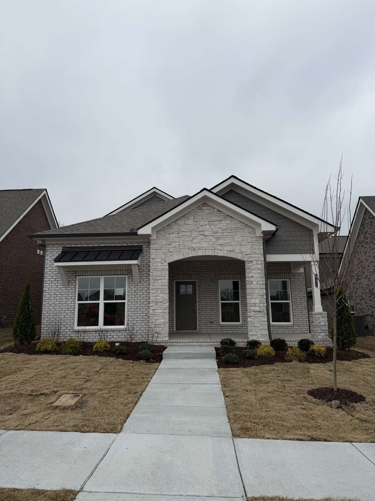 Welcome home to Parkhaven! 
Richland elevation B