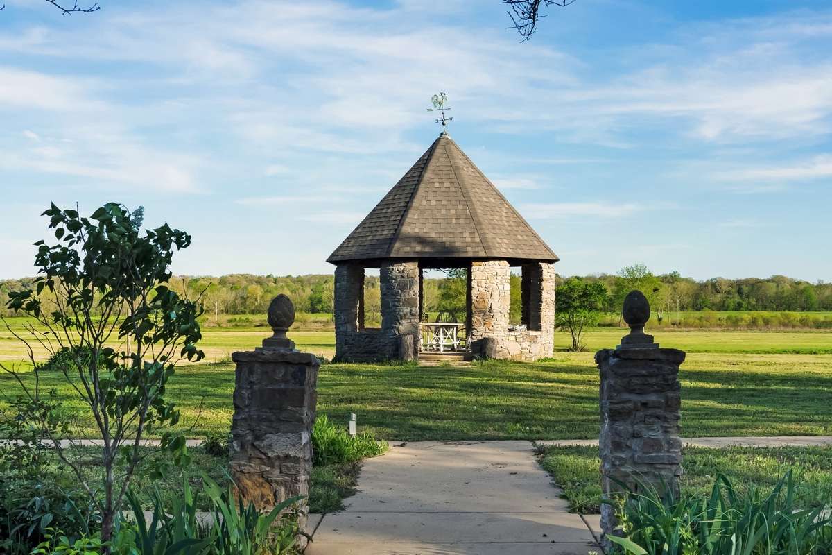 Pavillion located in the courtyard between the Guest Bungalows