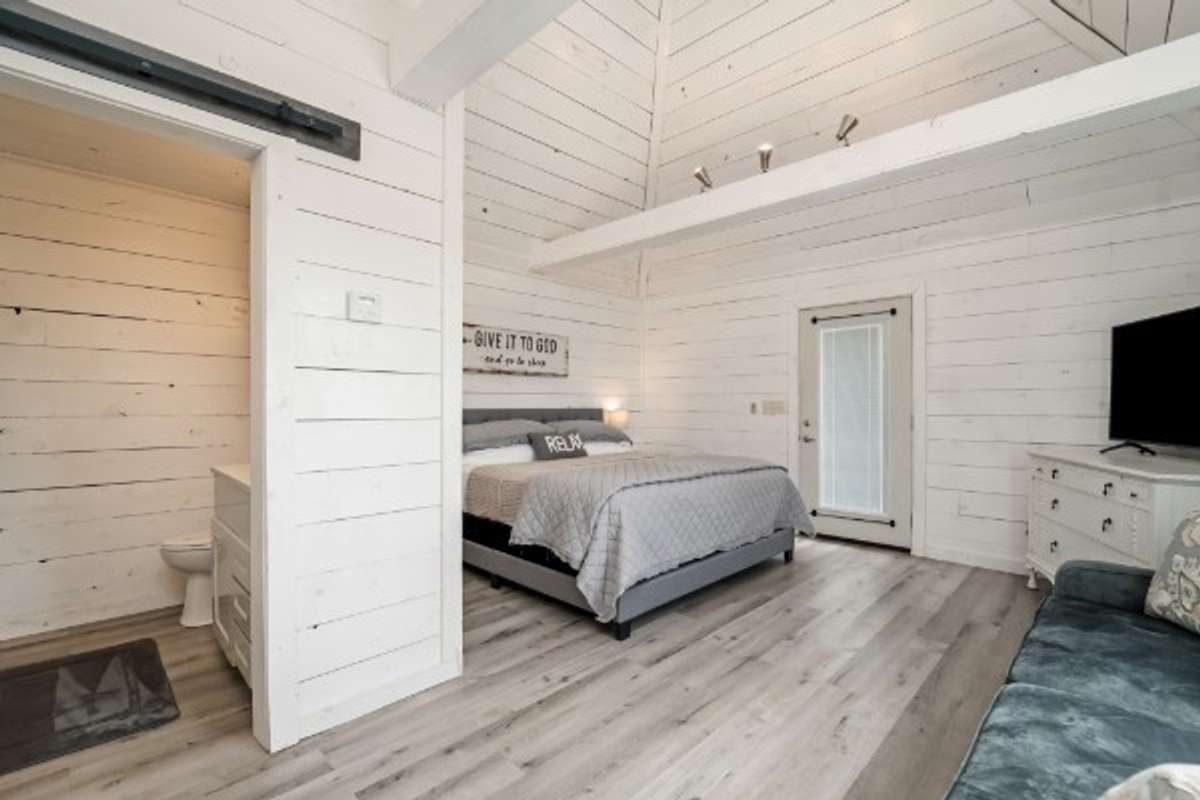 Bungalow #1 Bedroom space with nice vaulted ceilings
