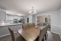 Large eat-in Kitchen