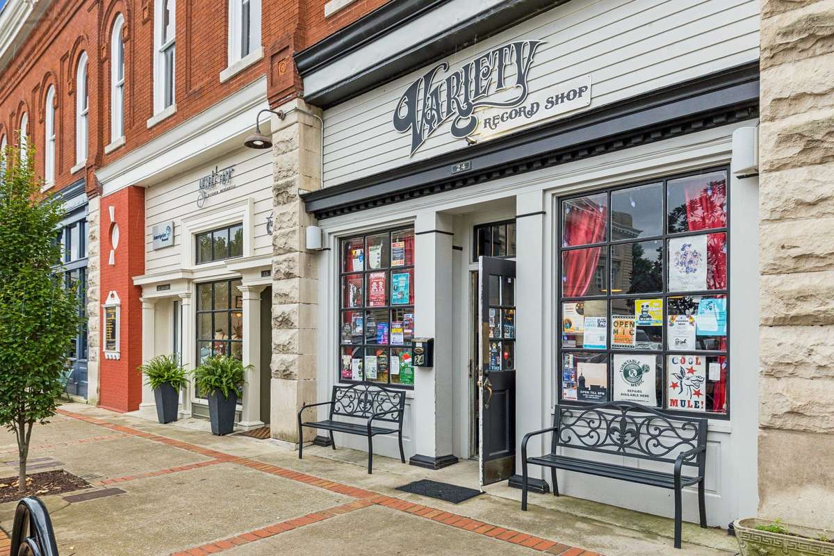 Downtown Columbia ~15 minutes away