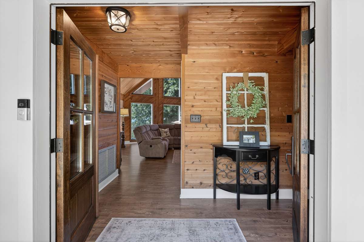 Entryway into the home is quite welcoming!