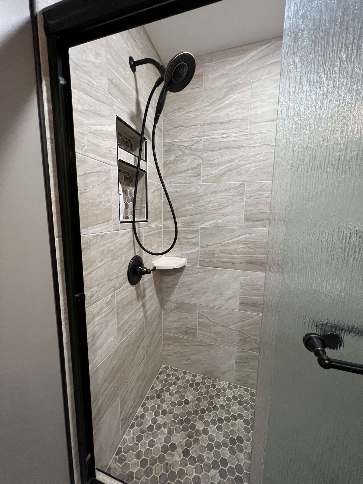 Walk-in tile shower too!