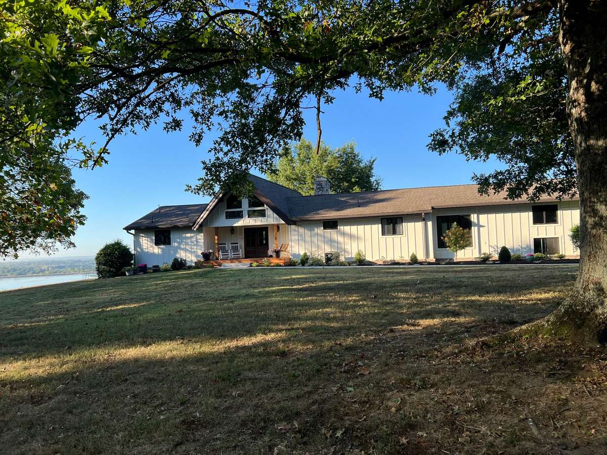 Beautifully updated home with 3 bedrooms, 3 full bathrooms, a loft (currently used as an office) with gorgeous views of the front yard, another separate office and a full finished basement.