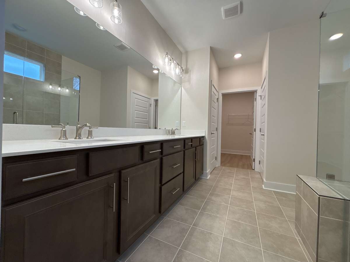 Your owner's retreat/bathroom