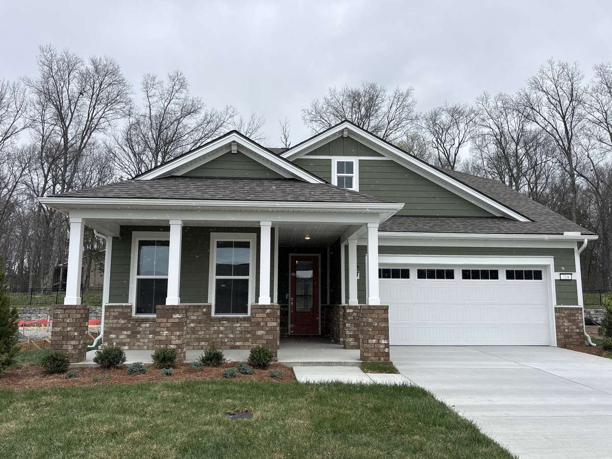 Actual Palmary Home - Full Porch!