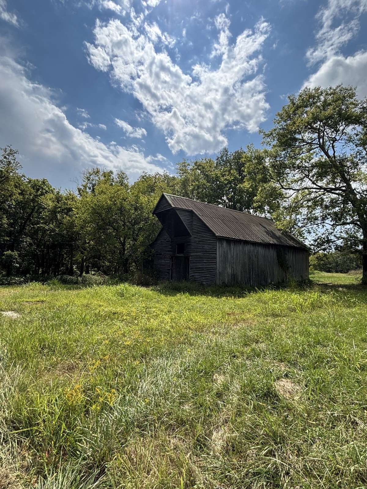 Nice older barn for storage