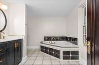 SOAKING JET TUB IN PRIMARY