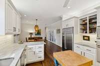 open to breakfast room