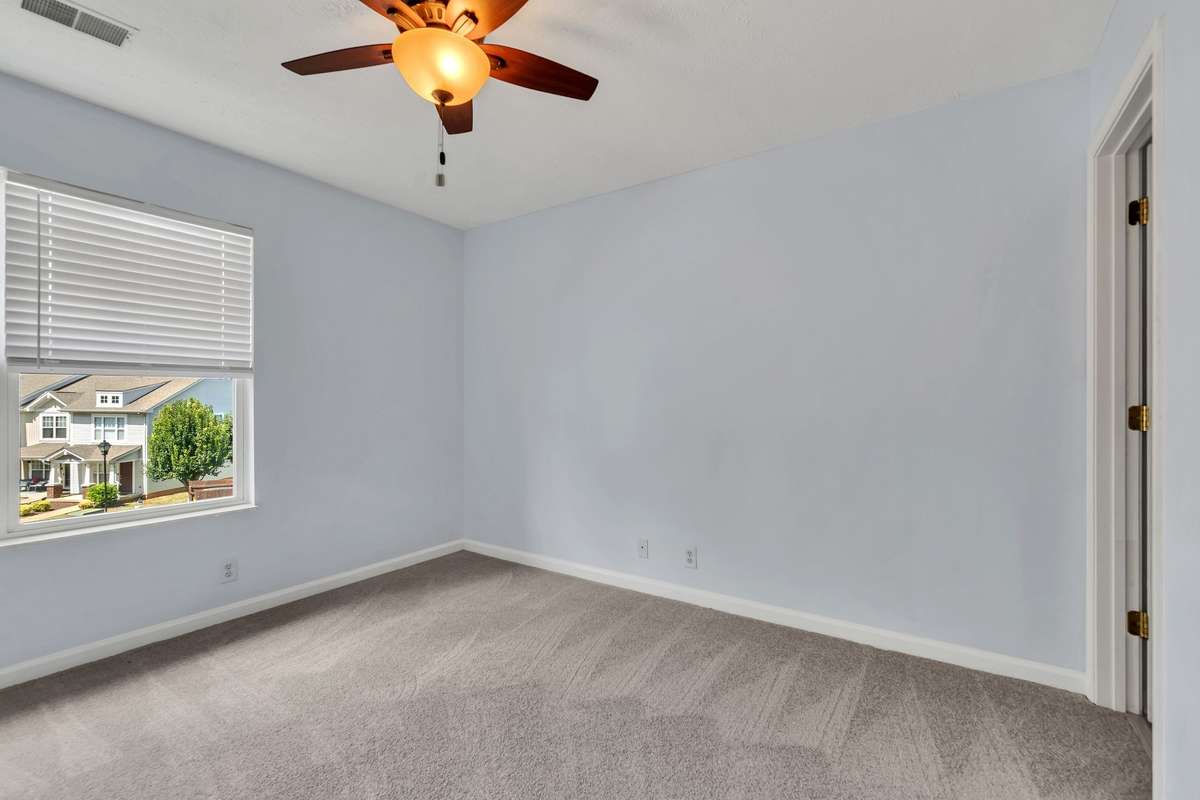 Another BR with cozy carpeting!