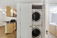 Stackable washer and dryer stays!
