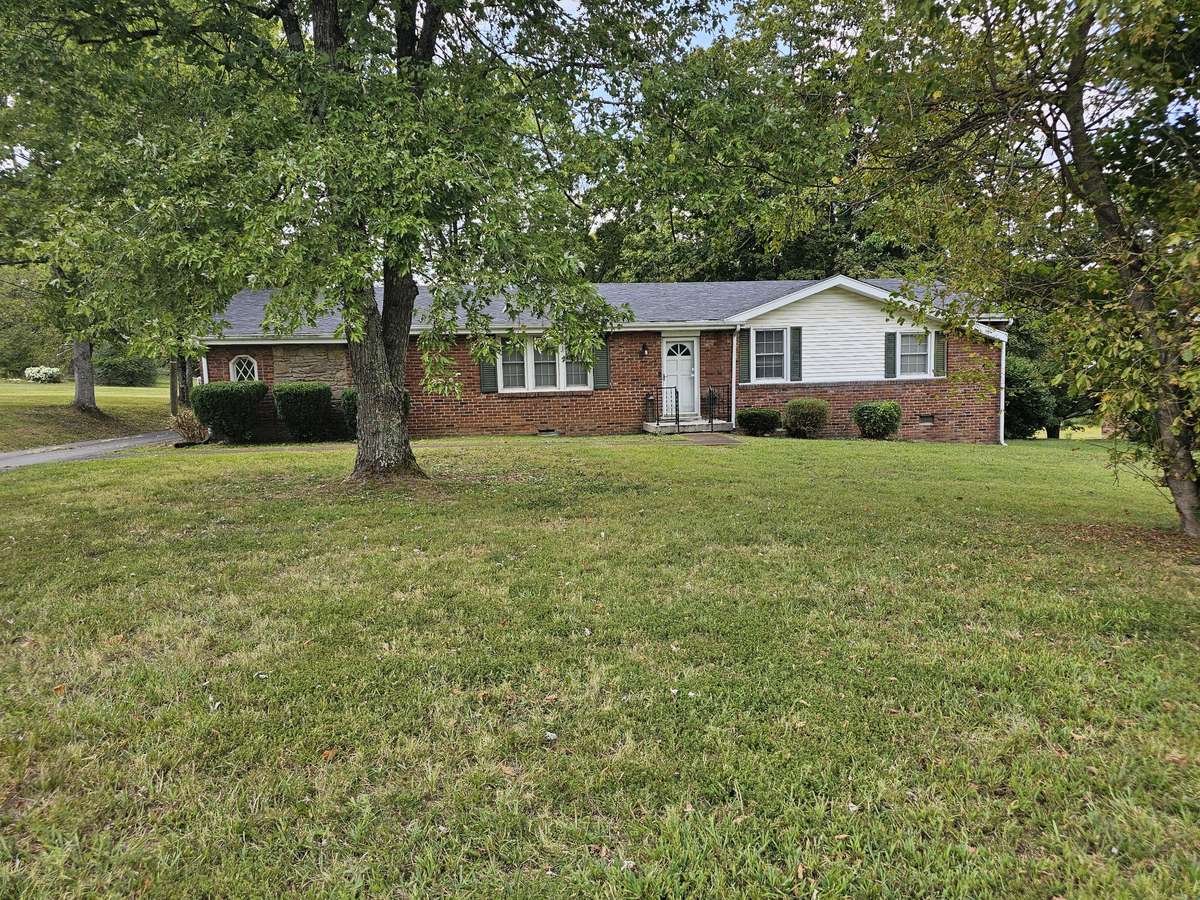 4104 Marydale Drive Nashville, TN 37207