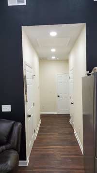 hallway leading to the bedrooms