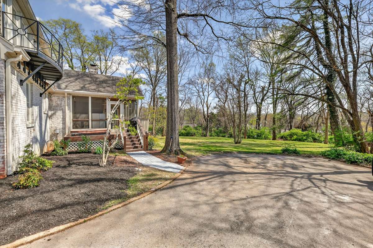 Expansive  private back yard