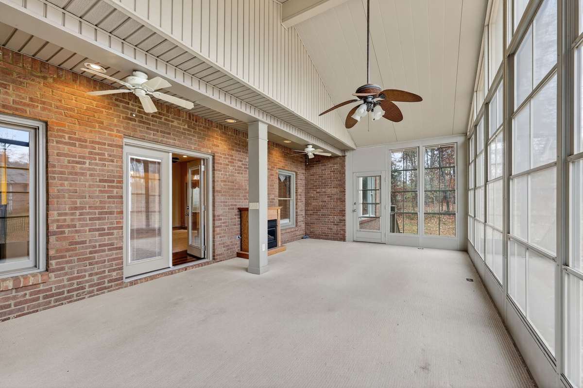 Another view of Florida Room