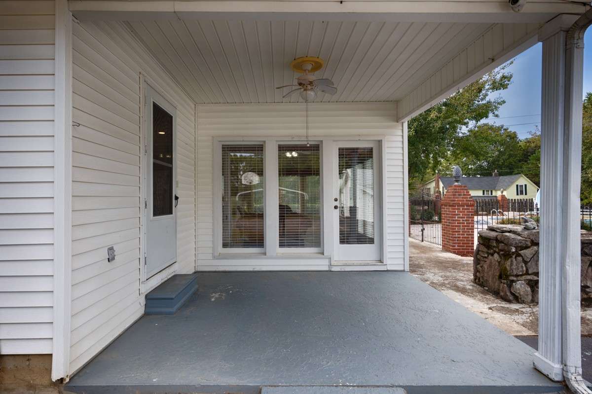 Covered back porch with ceiling fan