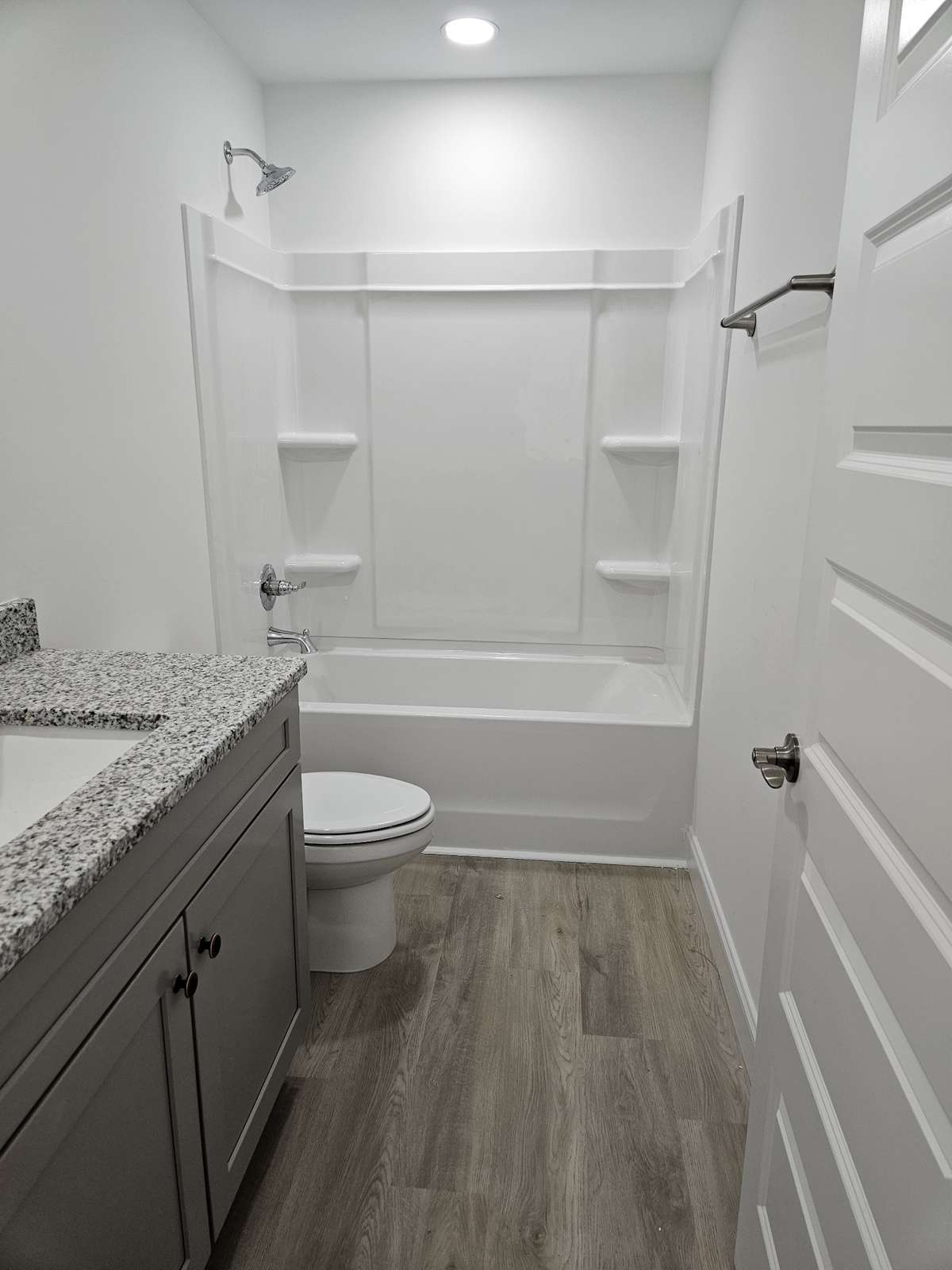 Upstairs Full Bath