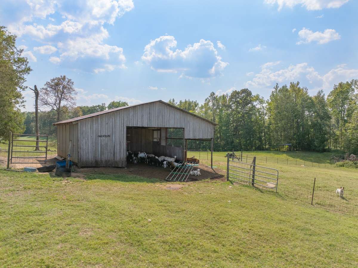 Barn