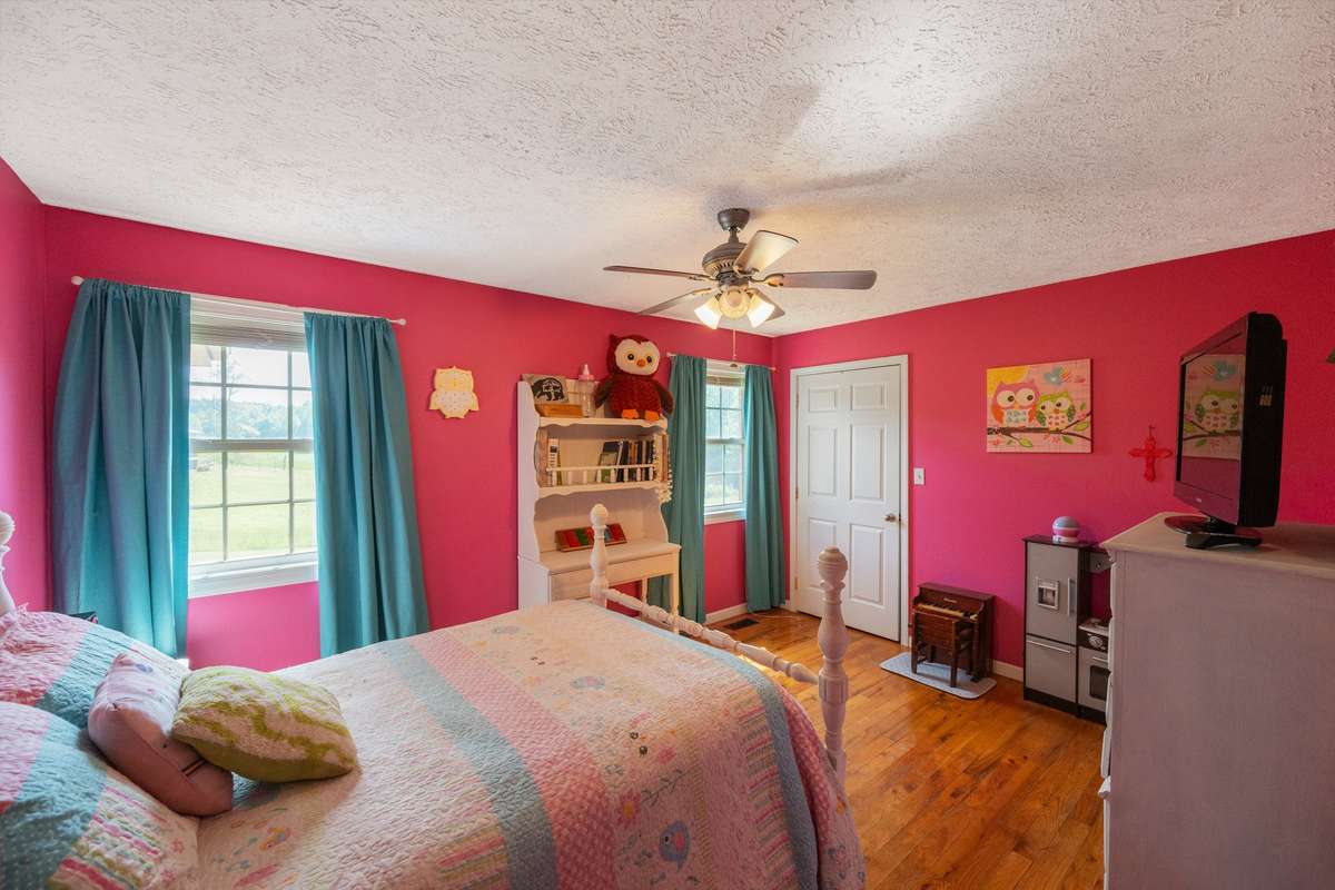 2nd Bedroom