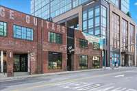 Two Hands Restaurant