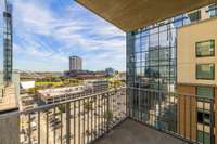 Nashville has a very moderate climate so you can sit outside almost all year. Winter's are brief & fun! Enjoy unobstructed views of all the sights & sounds of downtown. Third&Malloy is directly below & Ascend Ampitheatre is located in the distance.