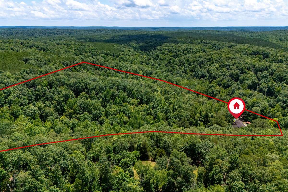 Property lines are for illustration purpose only and may not be accurate. Please see official records for actual property lines.