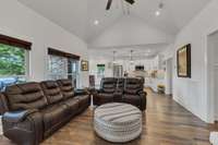 Spacious open concept floor plan!