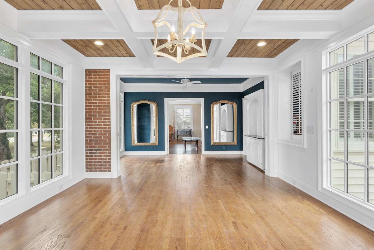 Beautiful SunRoom precisionly Constructed