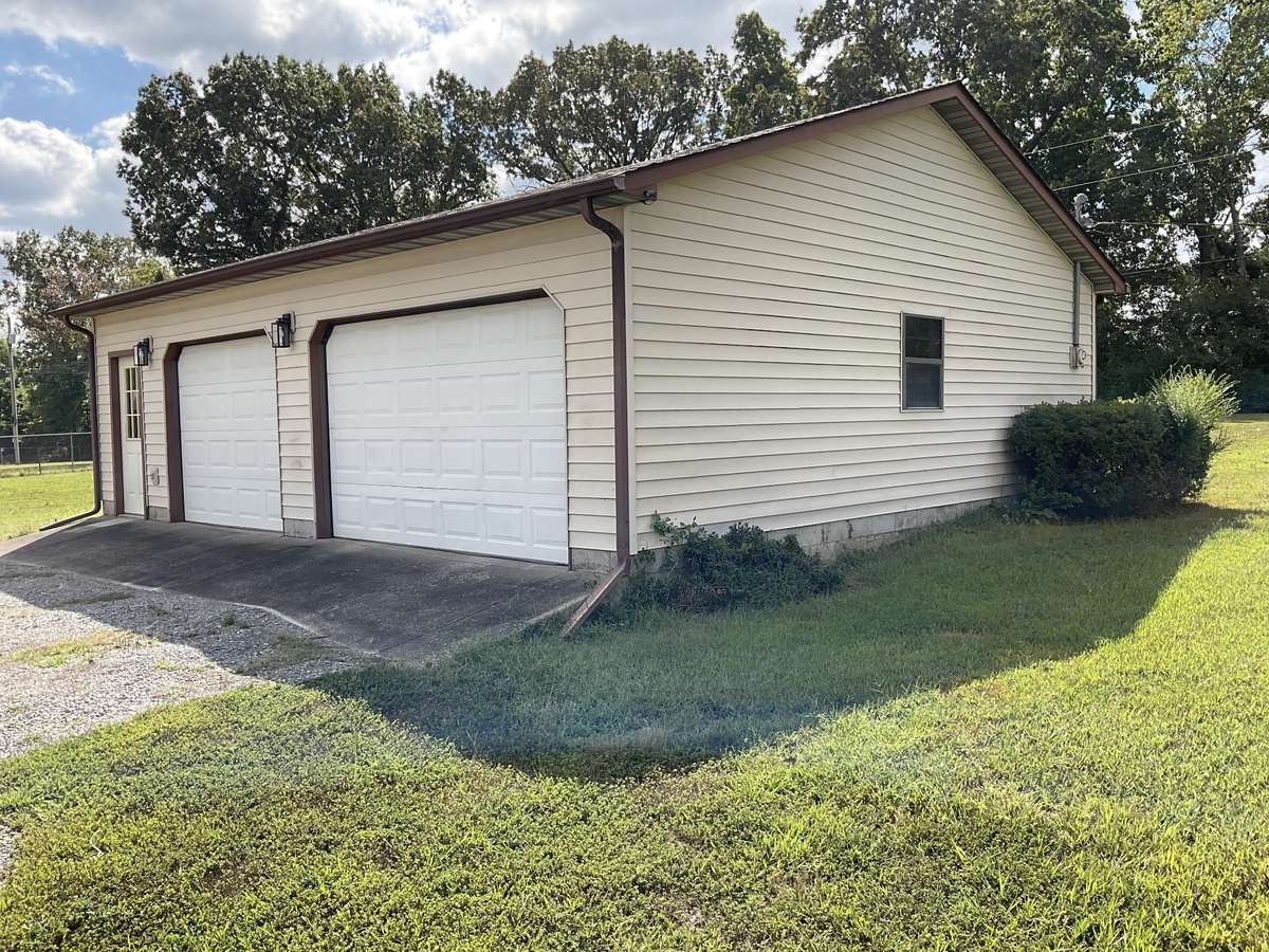Check out this 32x28 detached shop.