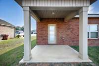 Back of house - Covered patio area