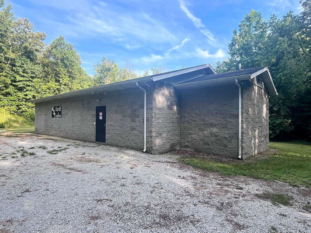 Welcome to 4100 Highway 431, Central City, KY!