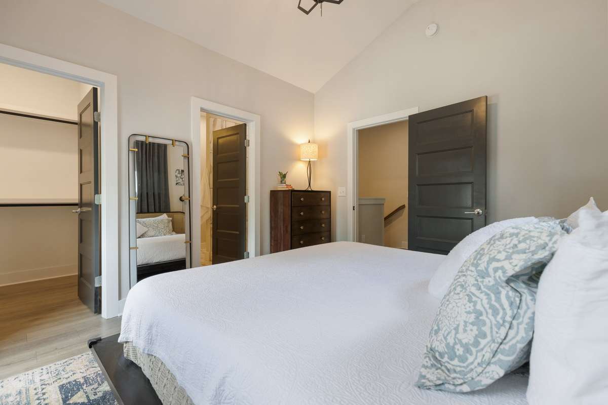 There is a large walk-in closet and en suite bathroom.