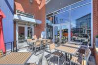 Community amenity: Outdoor eating area