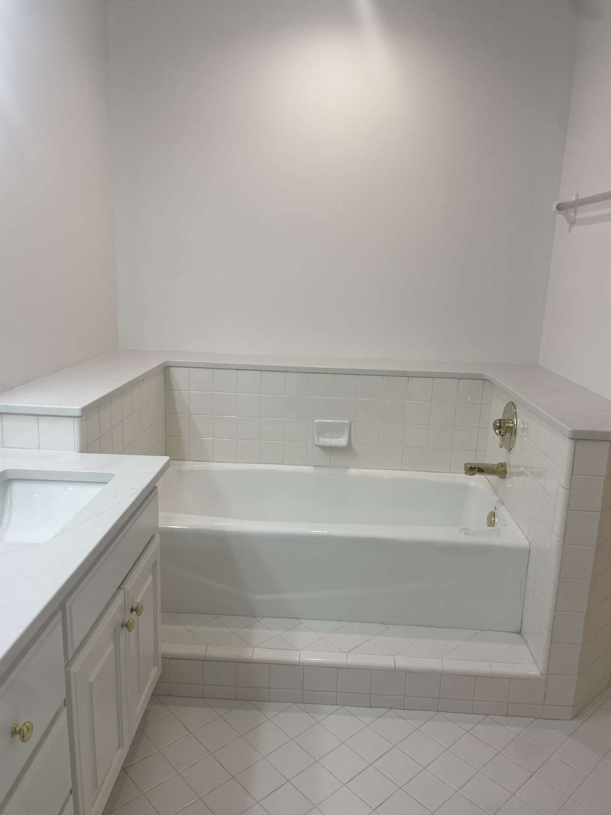 Primary Bedroom en suite bath