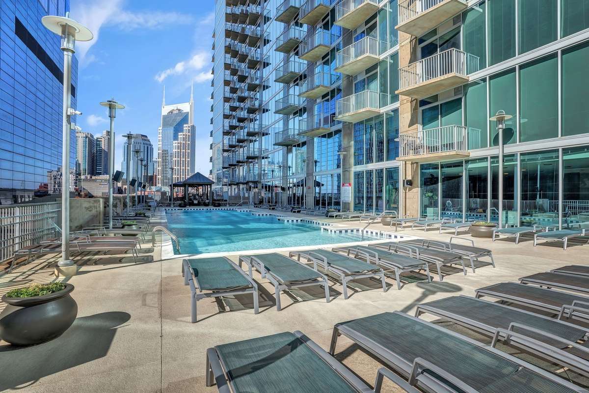 Beautiful Pool area