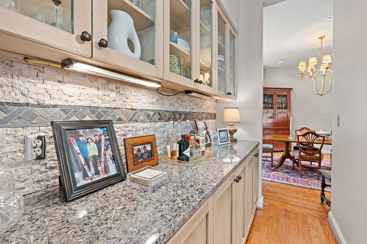 butler's pantry- a great place for entertaining with plenty of storage