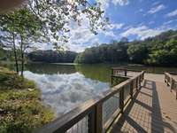 Less than 1 mile to beautiful Grundy Lakes and South Cumberland State Park.