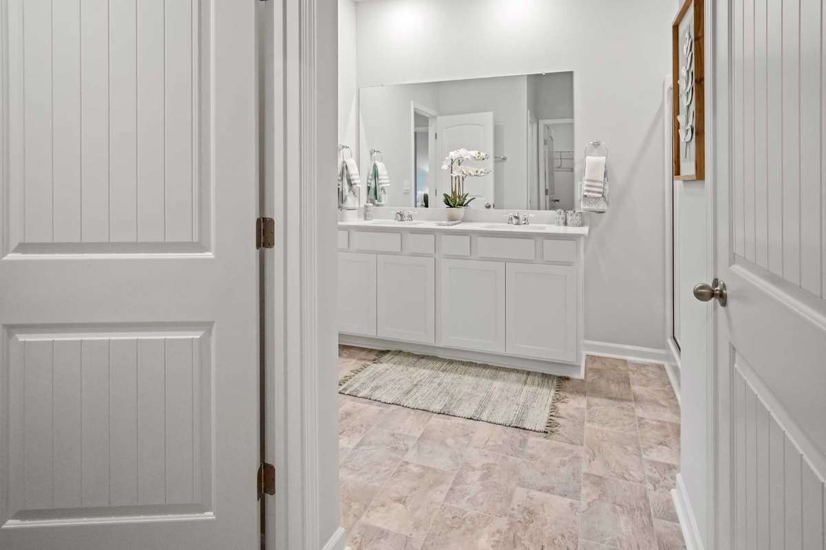 Photos of a similar home. Features and finishes may vary.