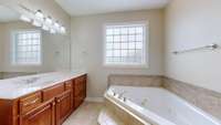 Primary Bath - en suite